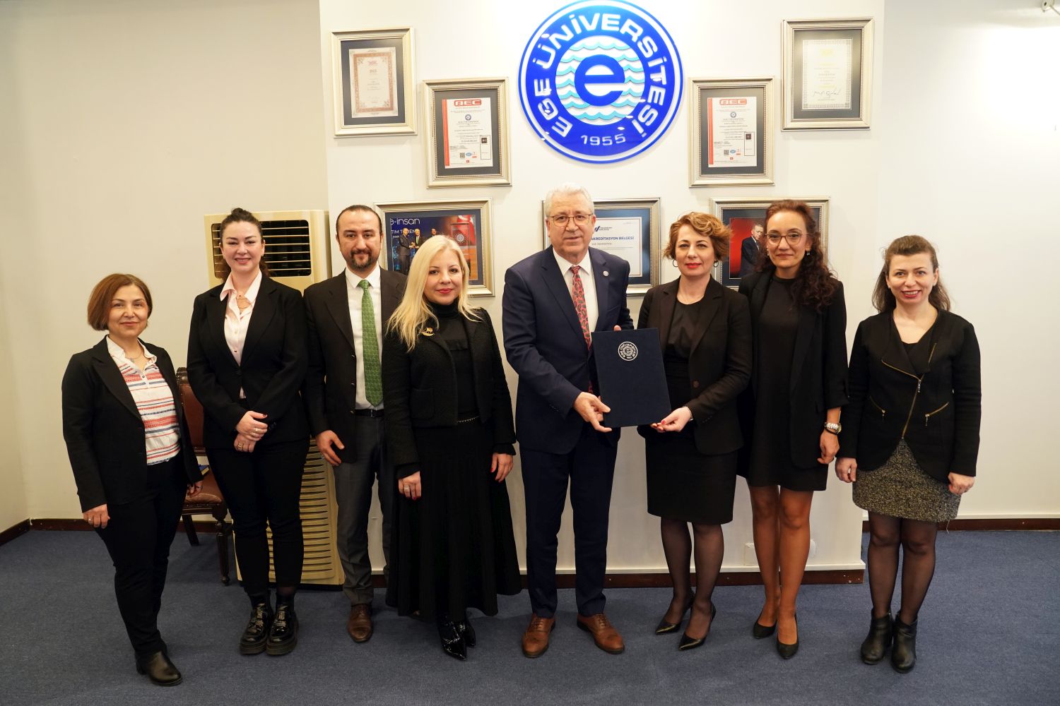 Ege Üniversitesi ile Azerbaycan Mimarlık ve İnşaat Üniversitesi arasında “Tezli Yüksek Lisans Çift Diploma Programı” açılacak