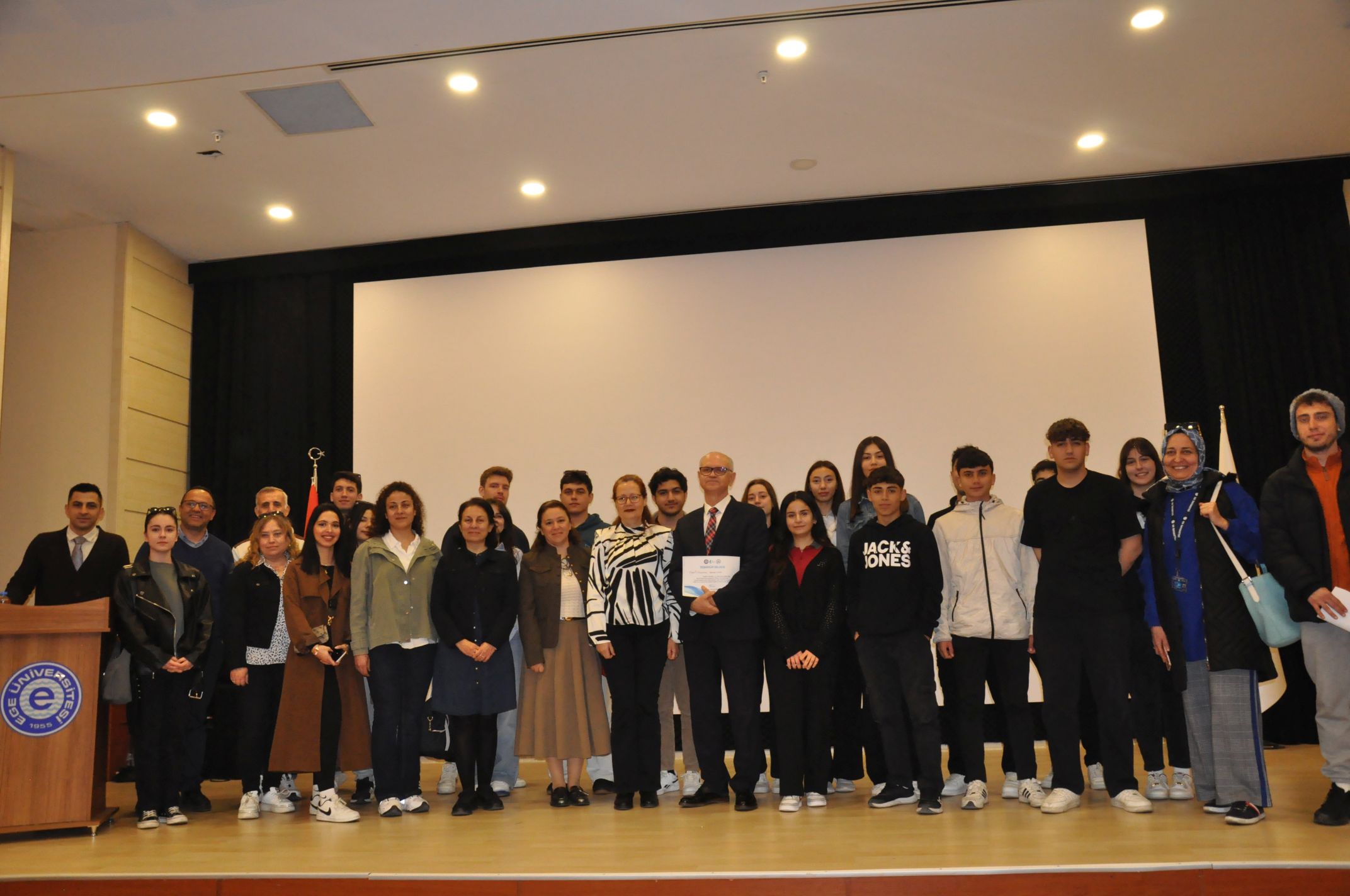 Mehmet Aykırı, İletişim Fakültesi öğrencilerine kariyer ipuçları verdi
