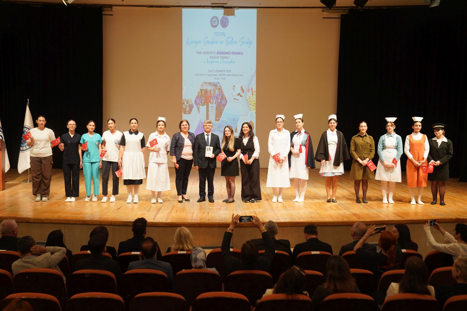 Ege Üniversitesinde “70. Yıl Kariyer ve Bilim Şenliği” başladı