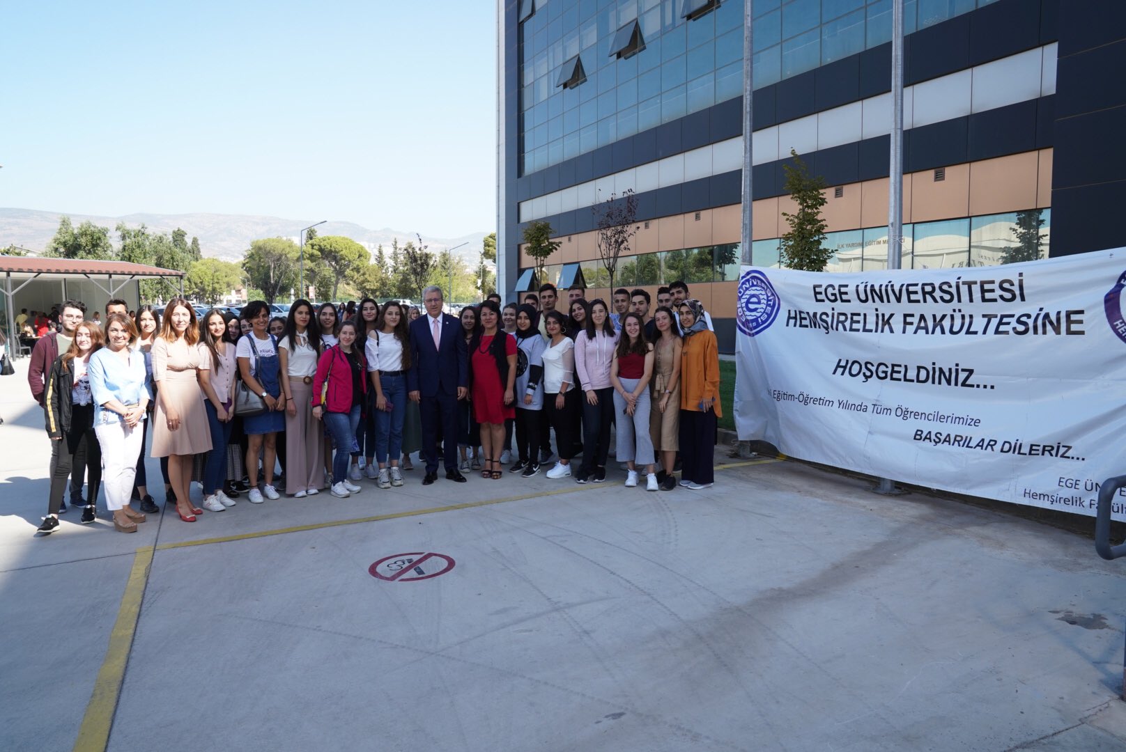 EÜ Hemşirelik Fakültesi hemşirelik eğitiminde öncü rolünü sürdürüyor