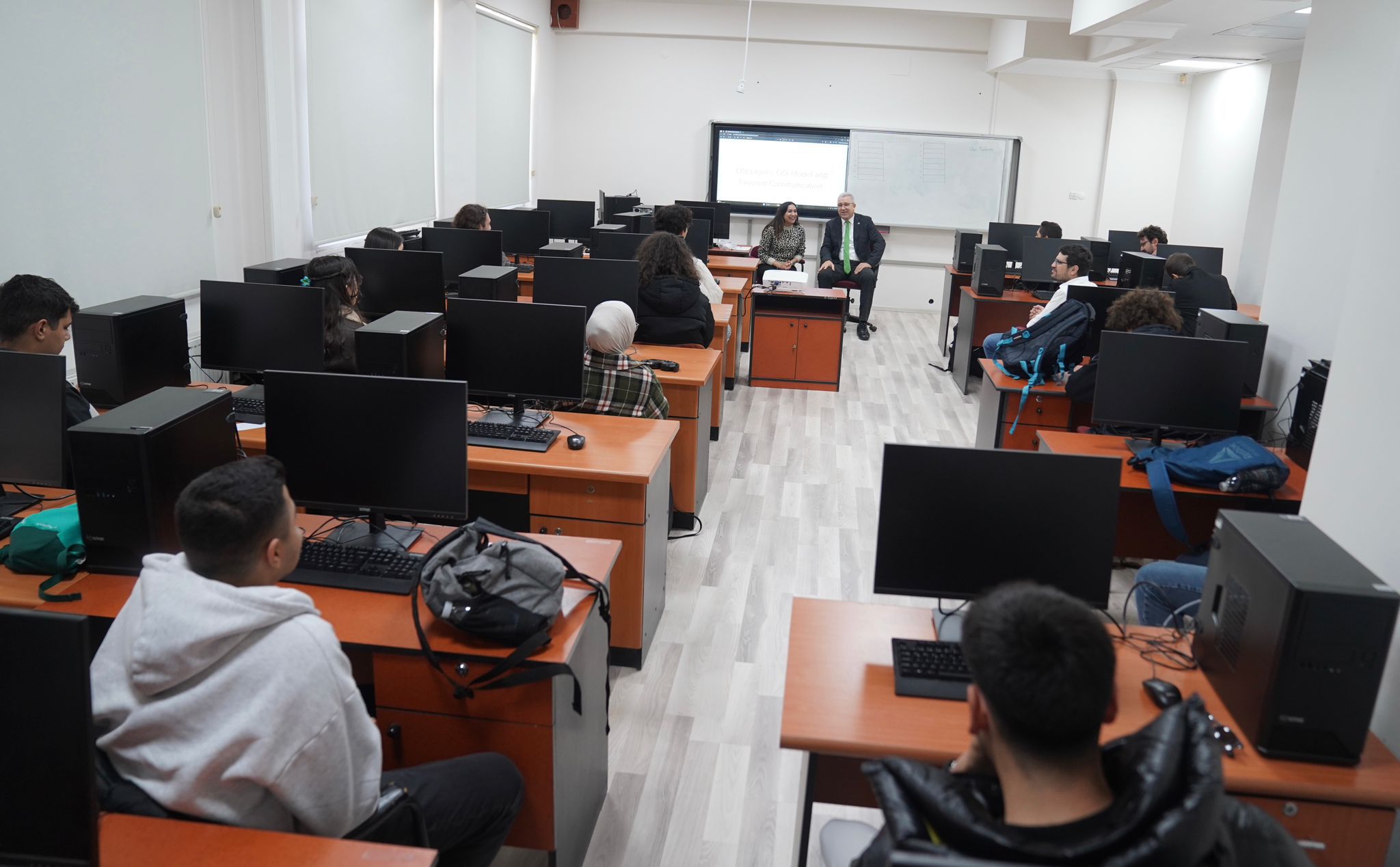 EÜ dijitalleşme ve yapay zekâya yönelik ön lisans programları yoğun ilgili görüyor