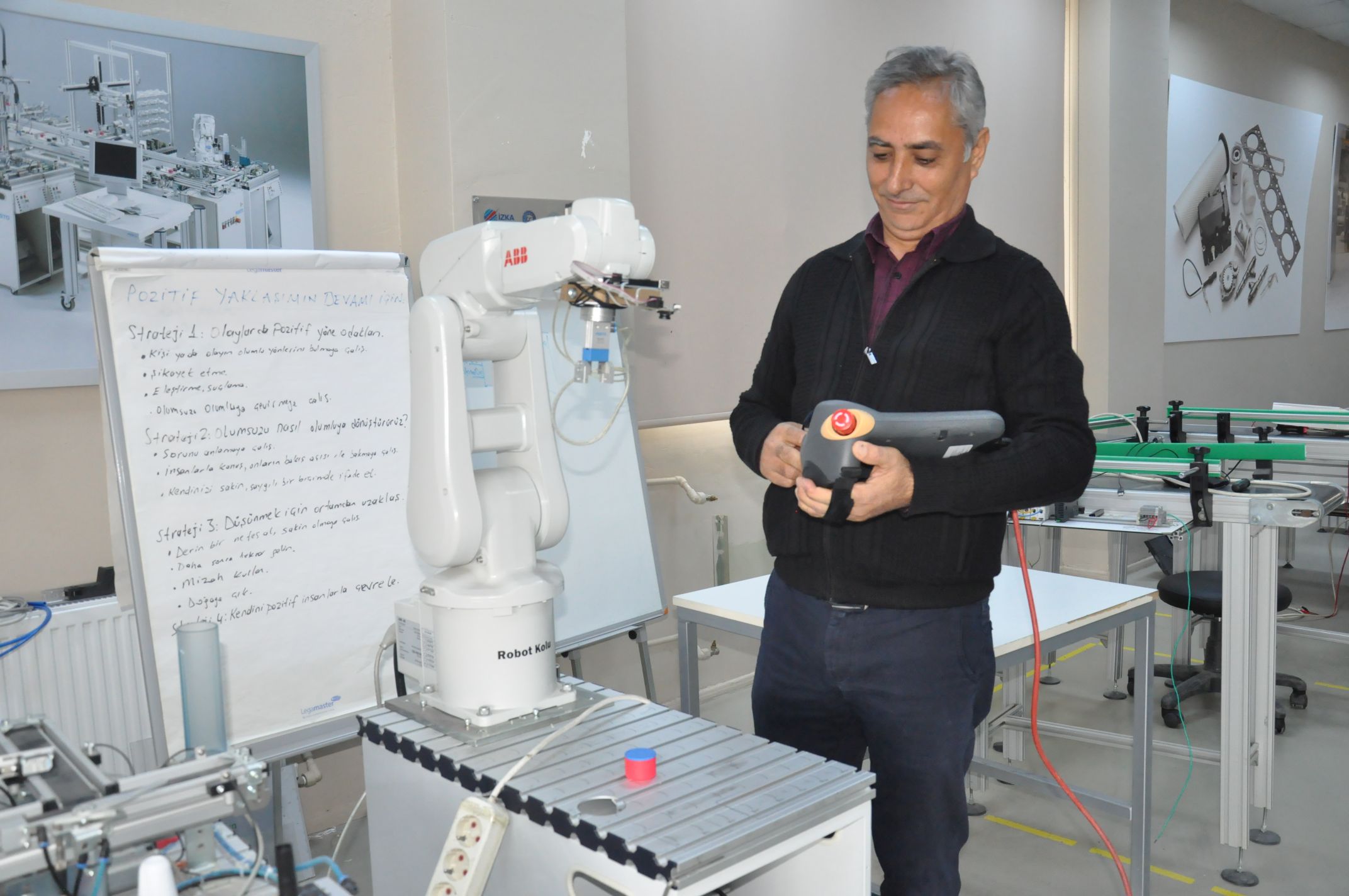 Ege Üniversitesi Mekatronik Programı, sanayiye nitelikli teknikerler kazandırıyor
