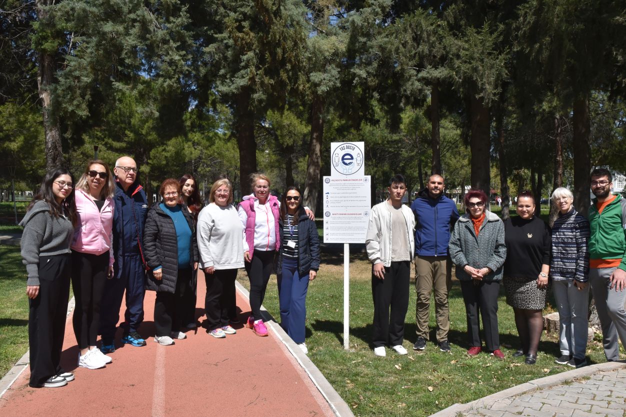 Ege Üniversitesinden Yaş Dostu Bir Adım: Kuşakları Buluşturan Parkur