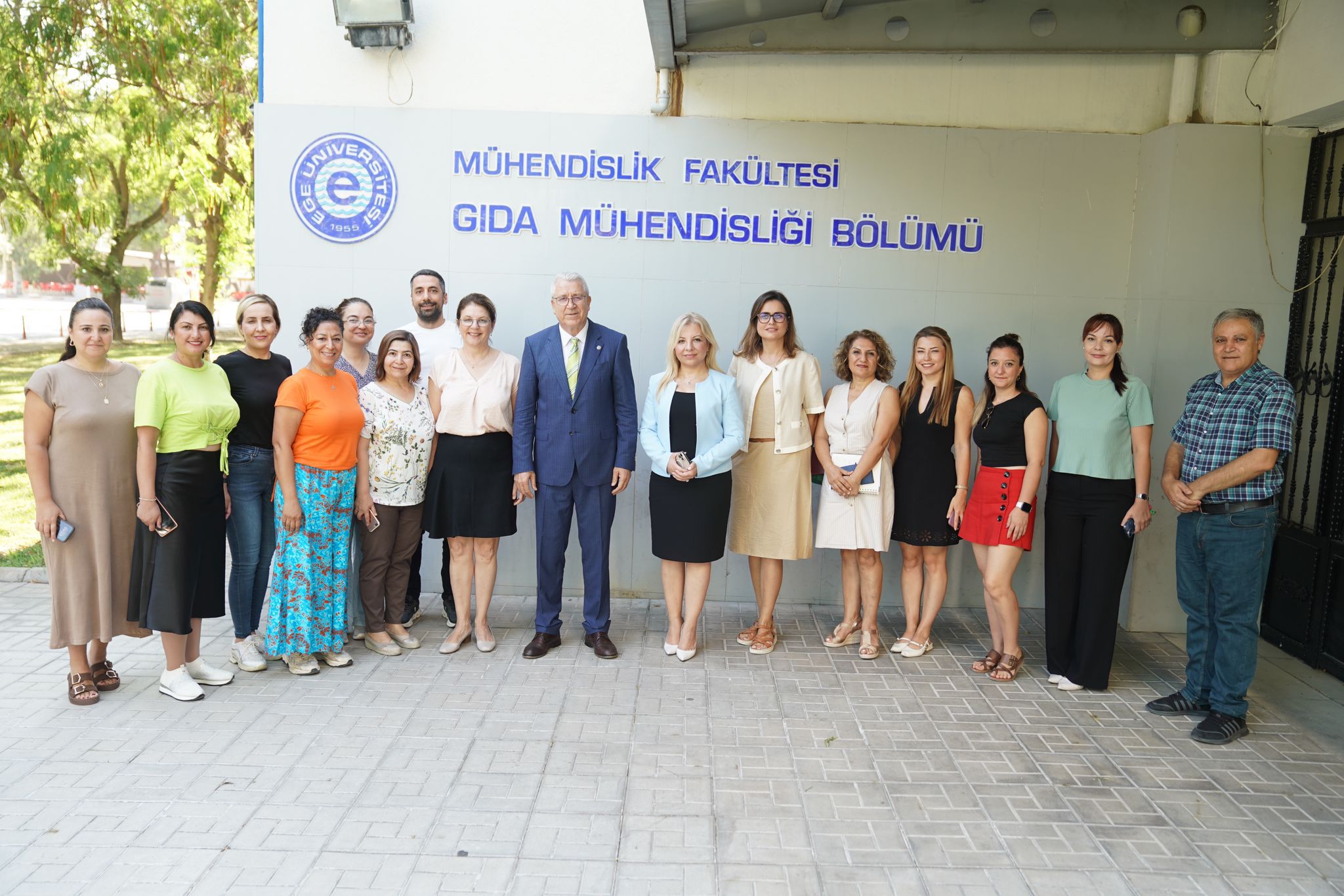 Eğitimde teori ve pratiği buluşturan yaklaşımıyla gıda sektörüne yön veren nitelikli mühendisler yetiştiriyor