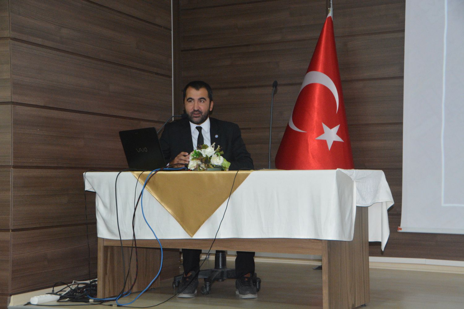 İzmir’in kurtuluşunun dünya basınındaki yansımaları anlatıldı