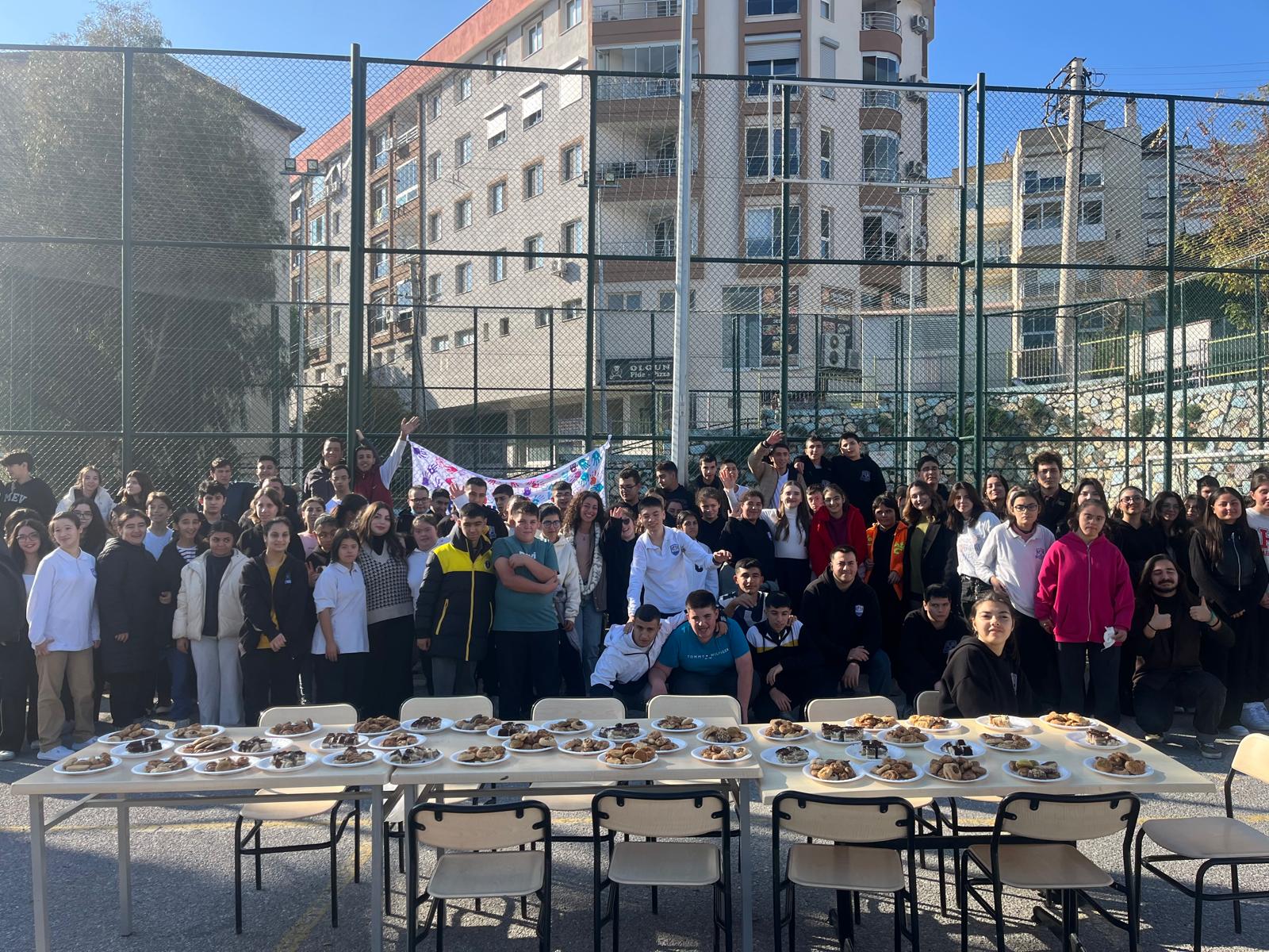 Ege Üniversitesinden ‘Dünya Engelliler Günü’ne Sanat ve Dayanışma Köprüsü